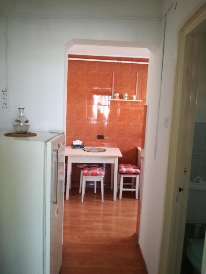 Sara Apartman Тыргу-Муреш Экстерьер фото